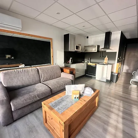 アパート Studio Avec Terrasse Et Parking Vue Port Camargue