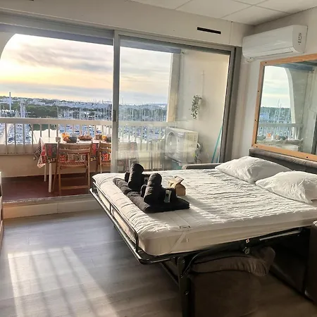 アパート Studio Avec Terrasse Et Parking Vue Port Camargue *