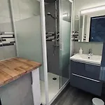 Avec Terrasse Et Parking Vue Port Camargue Apartmán *