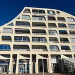 Avec Terrasse Et Parking Vue Port Camargue Apartmán *